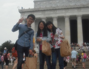 Xinhua College students